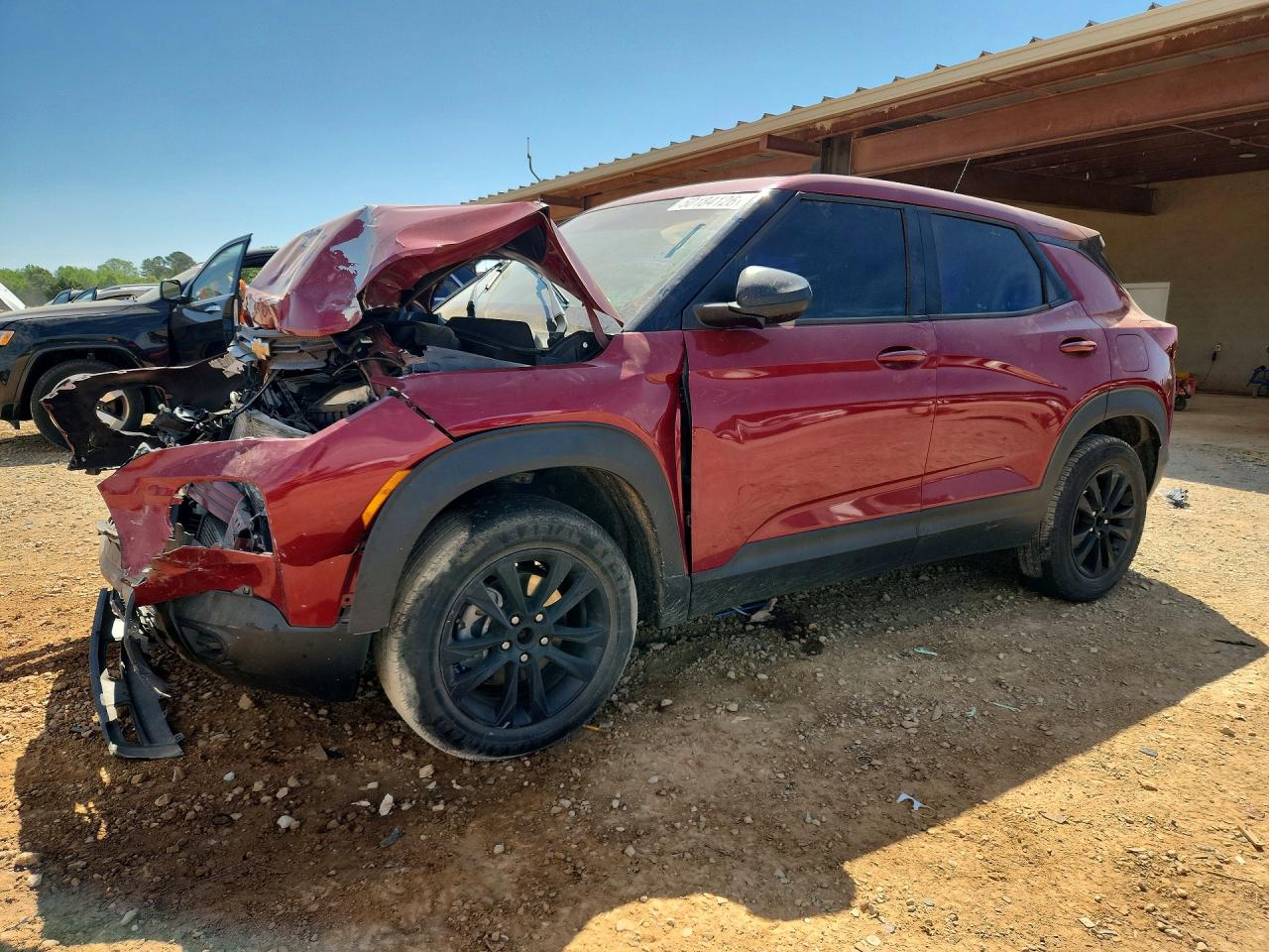 Salvage Chevrolet Trailblazer Image