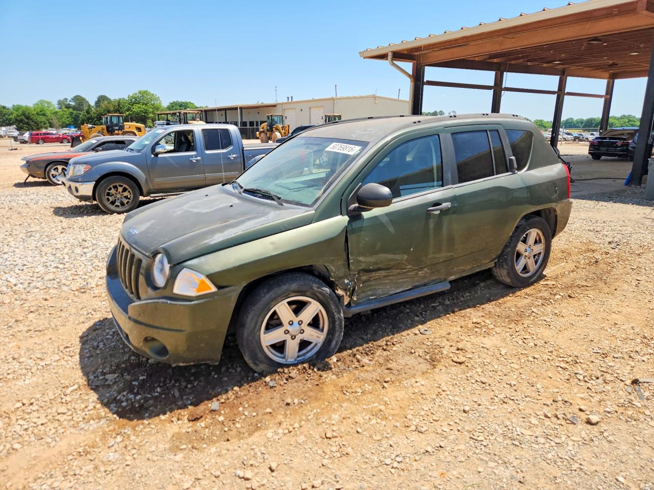Salvage Jeep Compass Image