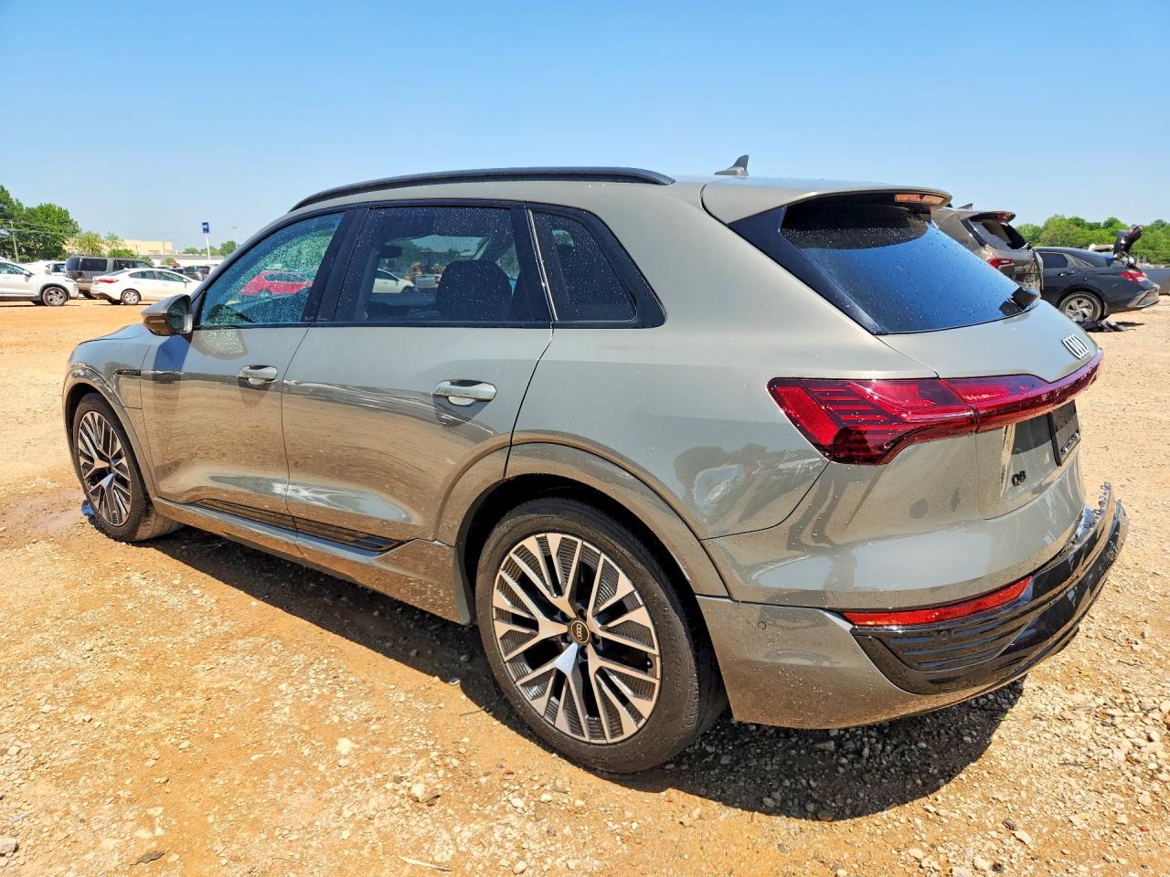 Audi Q8 Premium Plus
