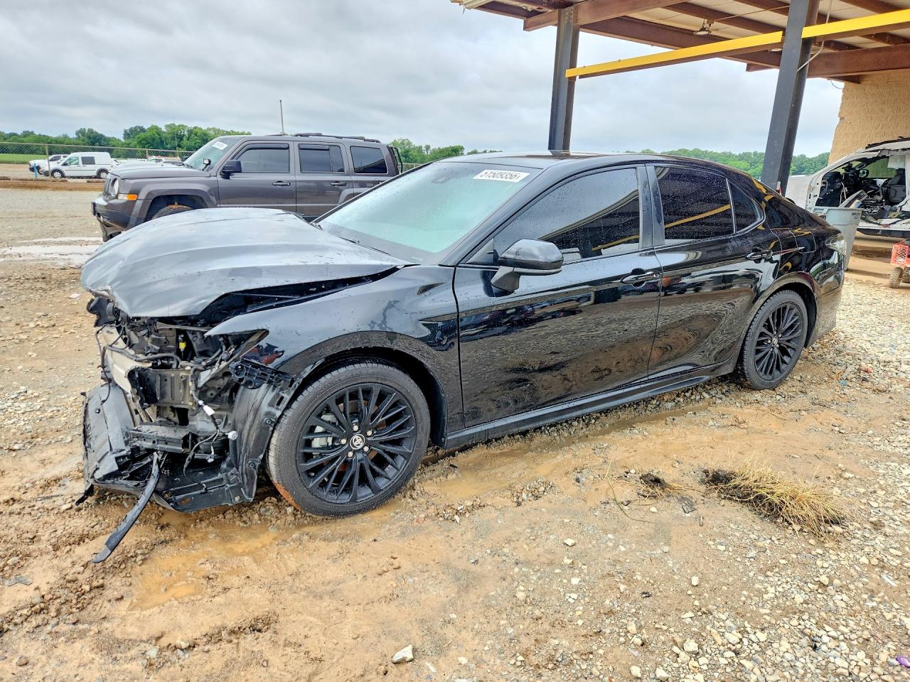 Salvage Toyota Camry Image