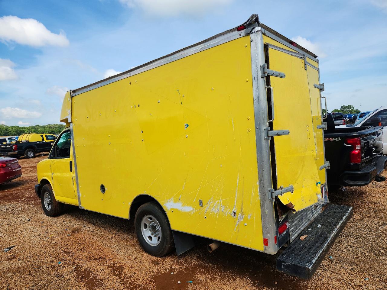 Salvage Chevrolet Express Image