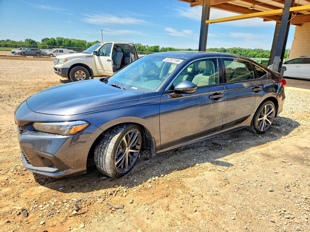 Salvage Honda Civic Image