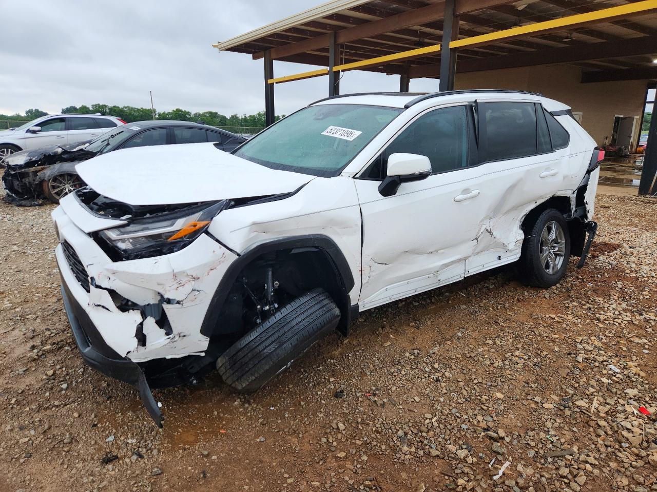 Salvage Toyota RAV4 Image