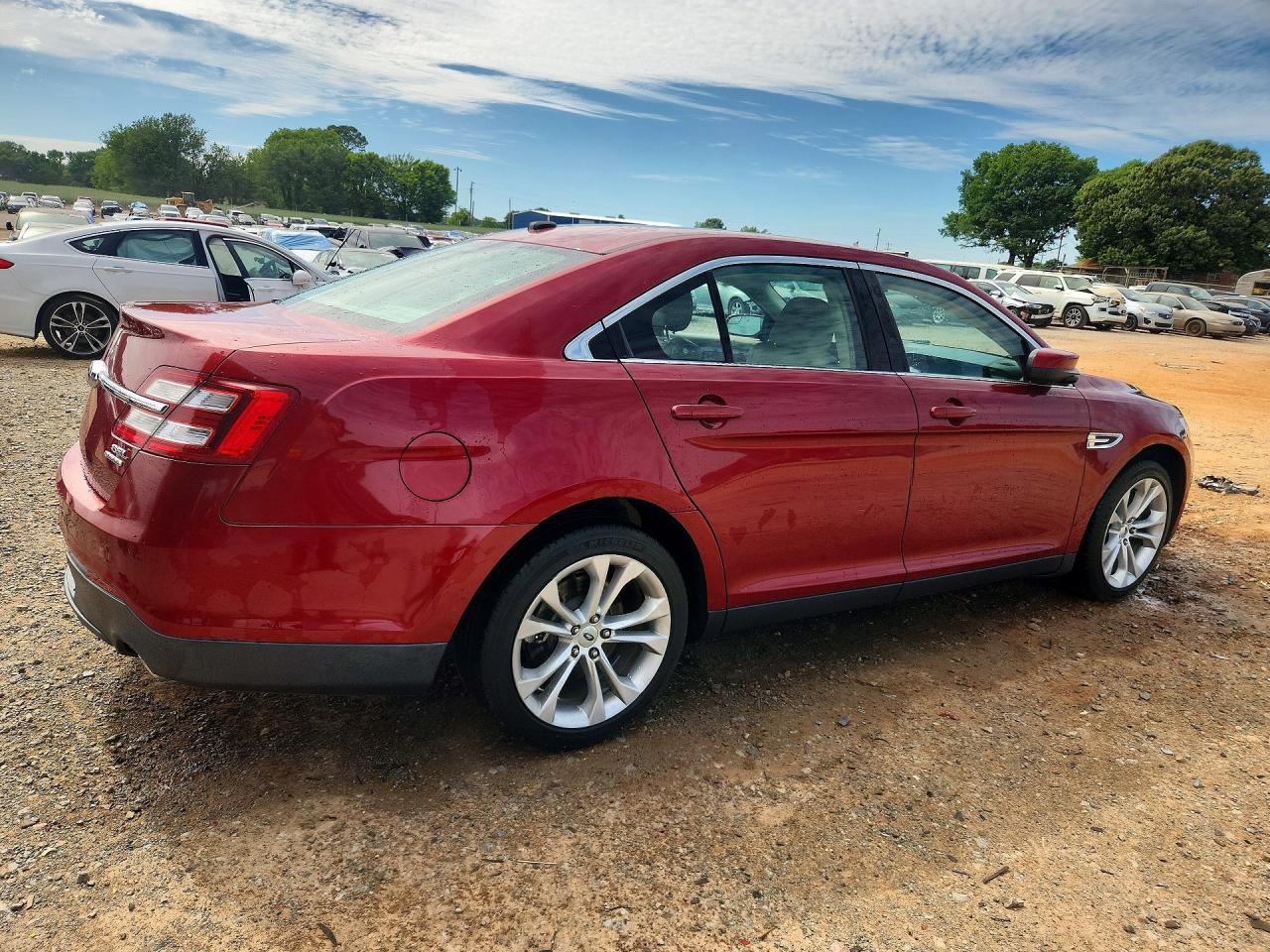 Ford Taurus Sel