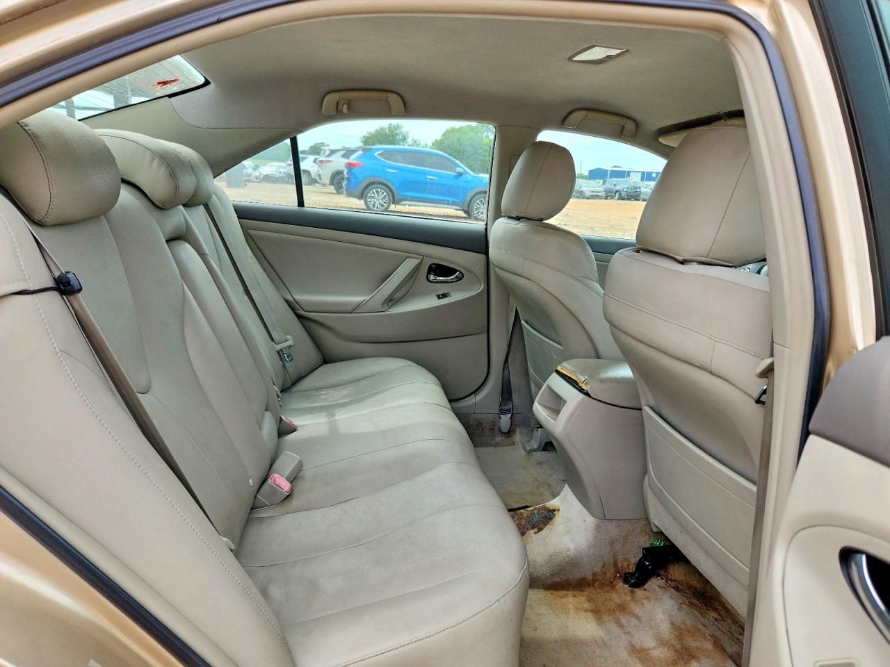 Toyota Camry Base