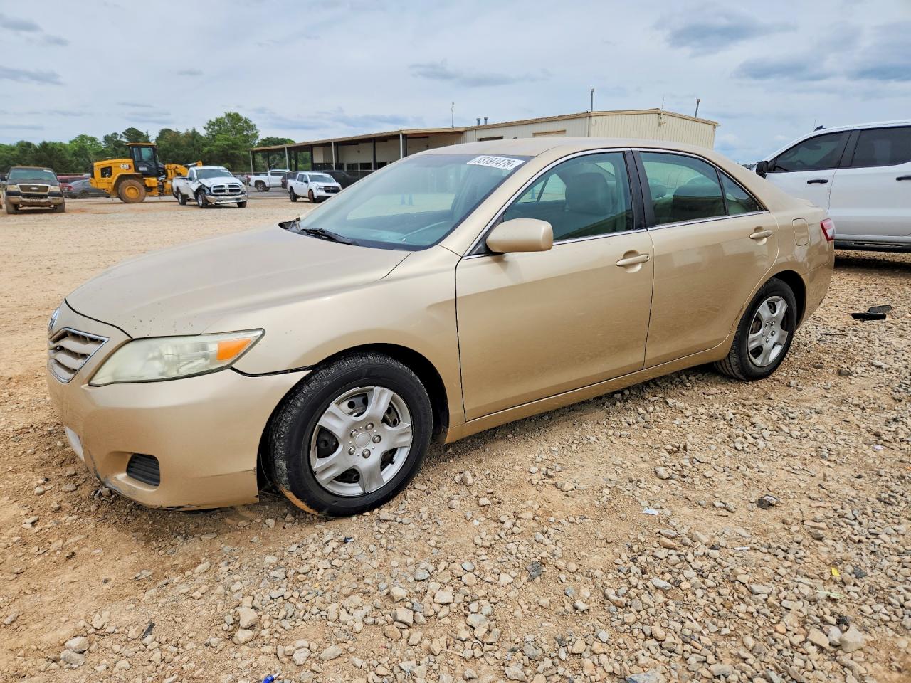 Salvage Toyota Camry Image