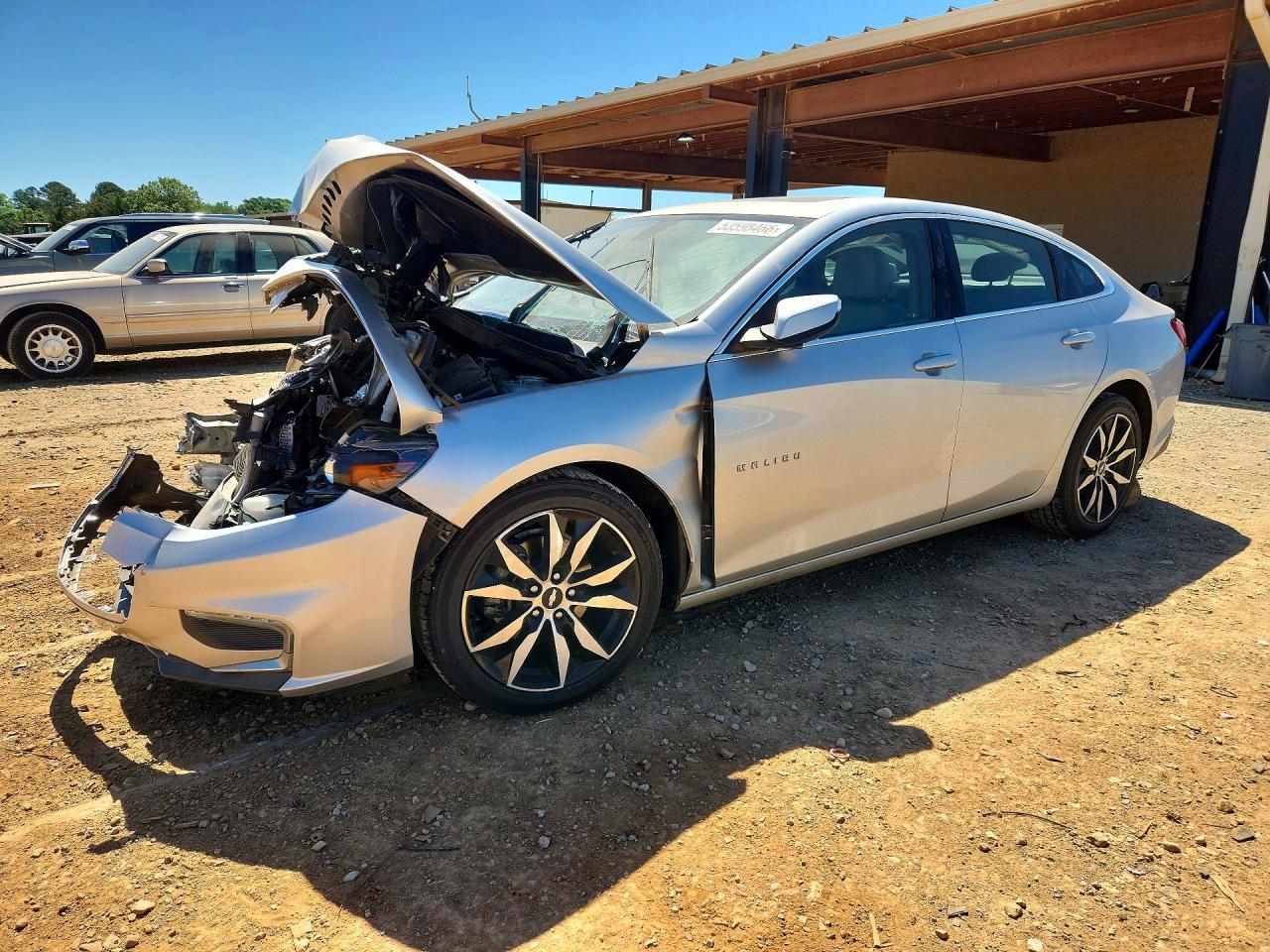 Salvage Chevrolet Malibu Image