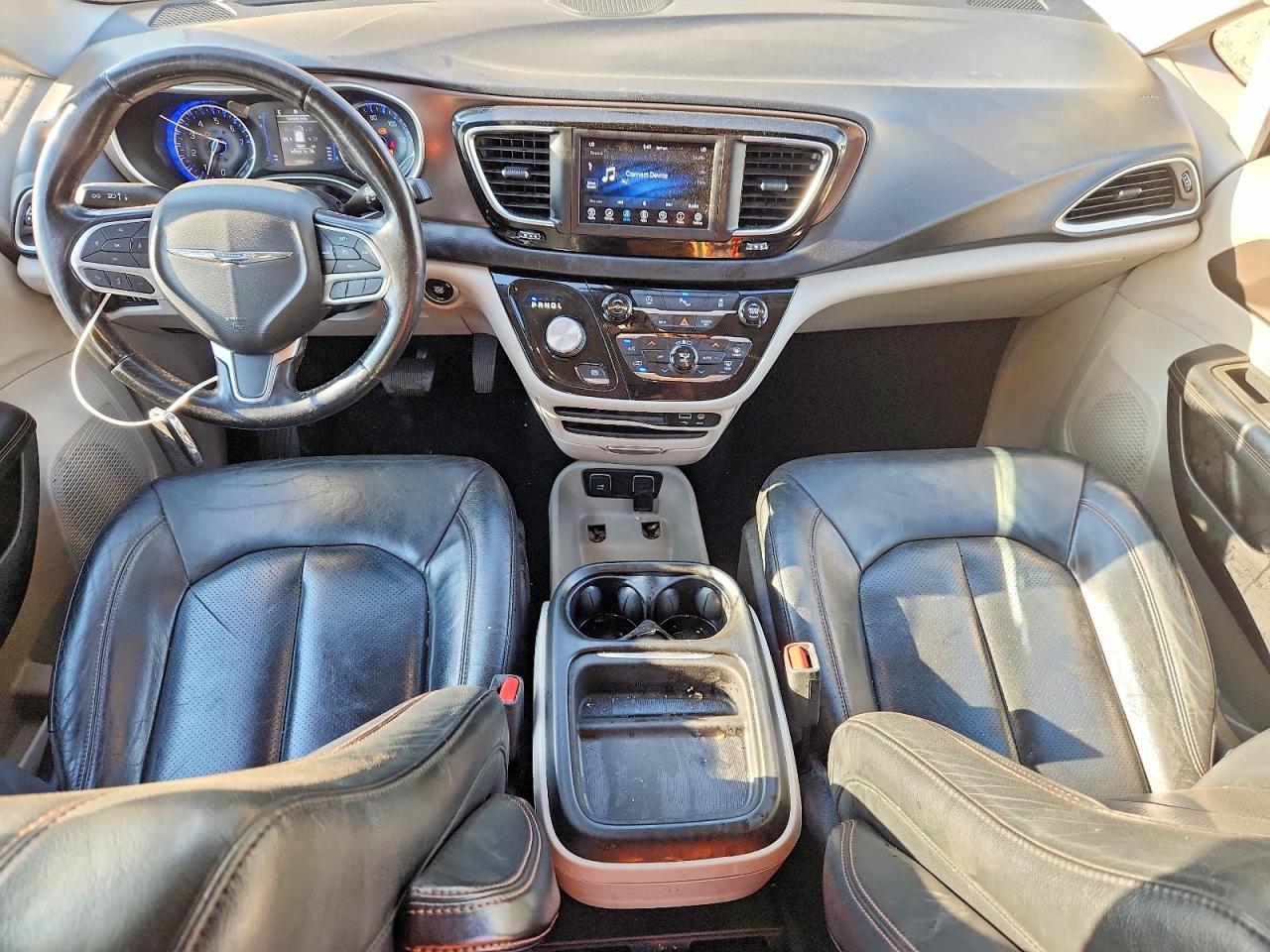 Chrysler Pacifica Touring L