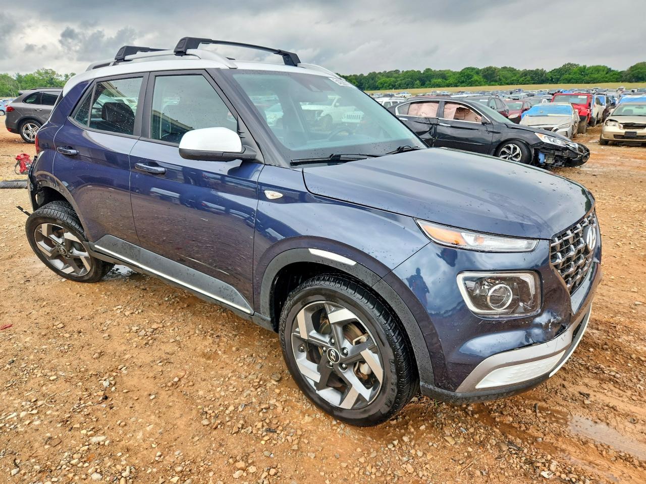 Hyundai VENUE Denim