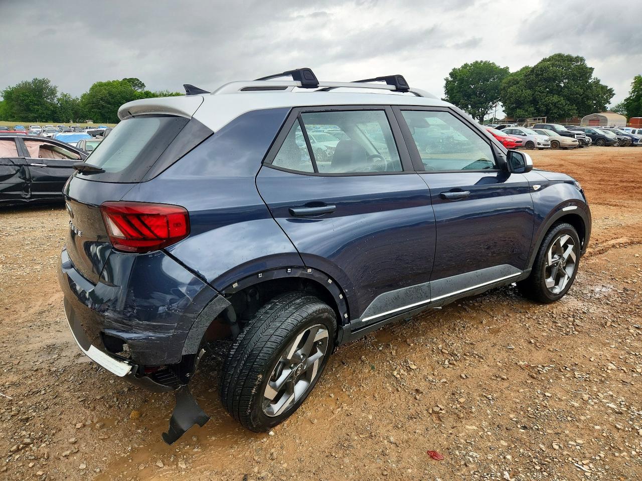 Hyundai VENUE Denim