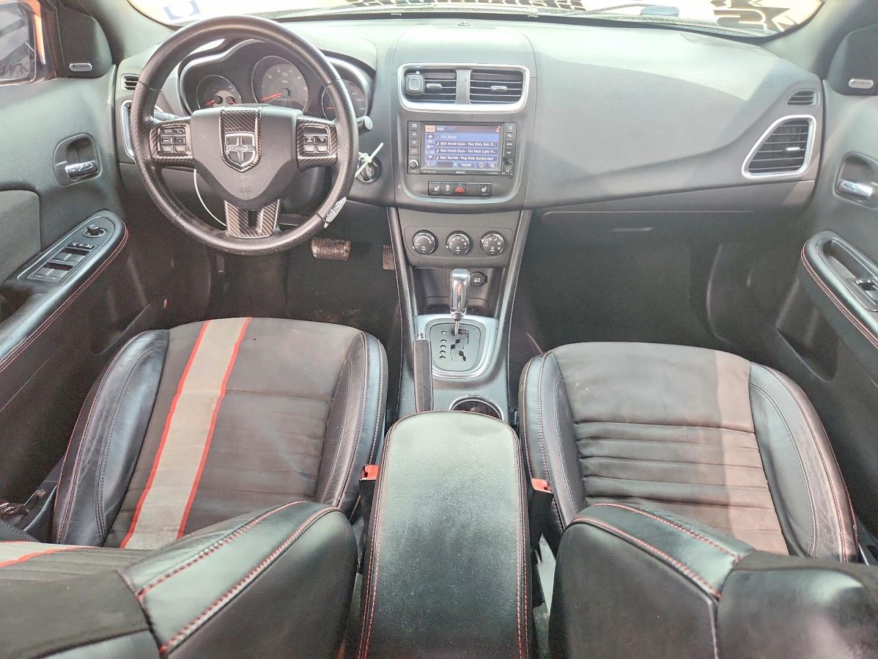Dodge Avenger R