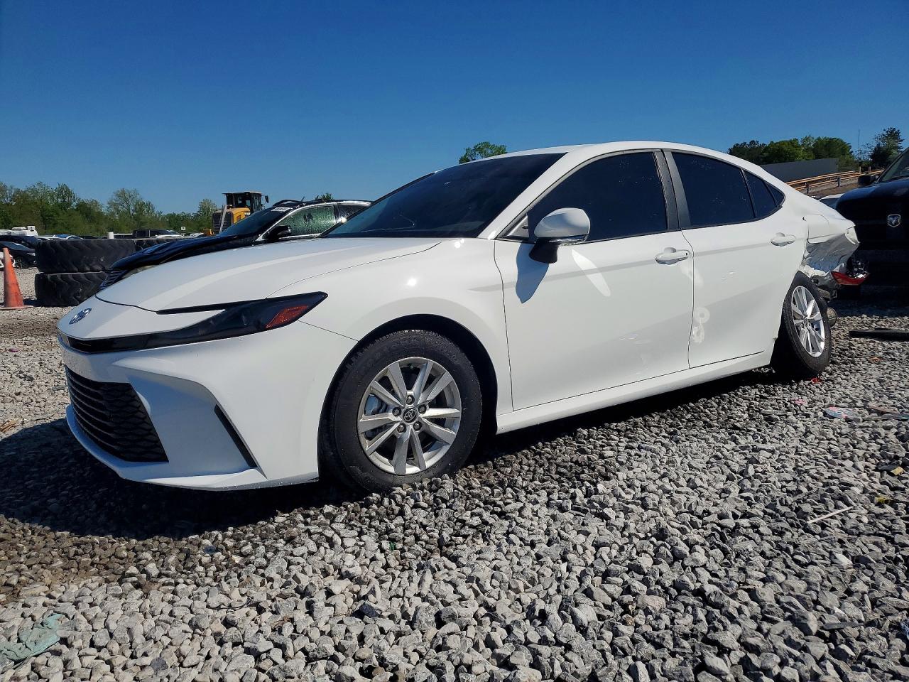 Salvage Toyota Camry Image