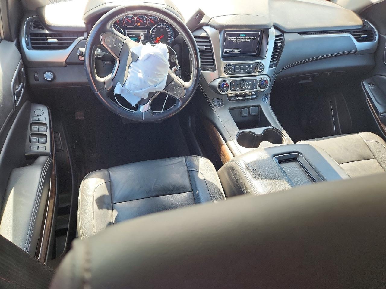 Chevrolet Suburban C1500 Lt