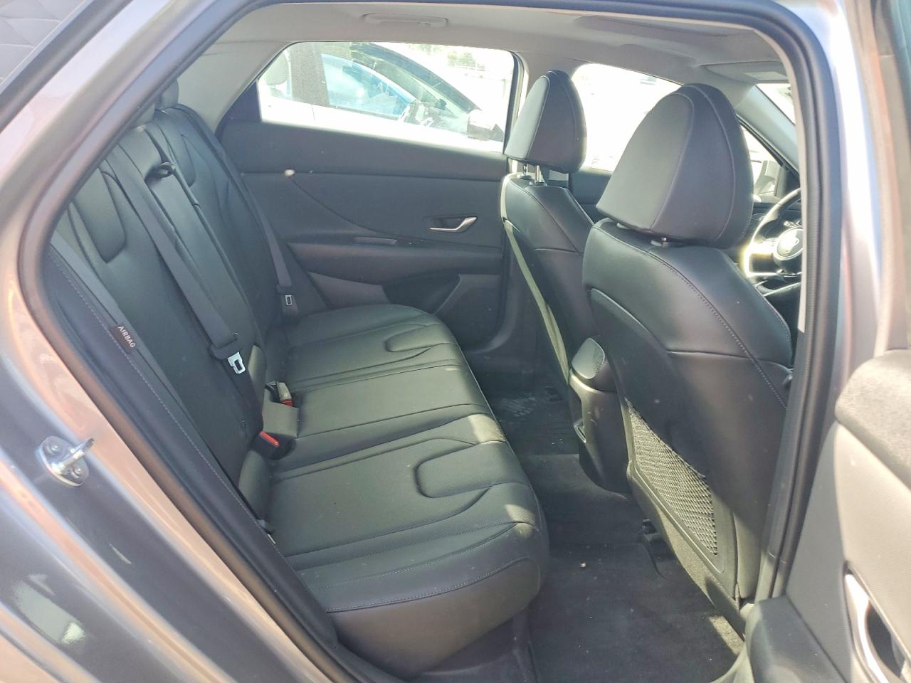 Hyundai ELANTRA Limited