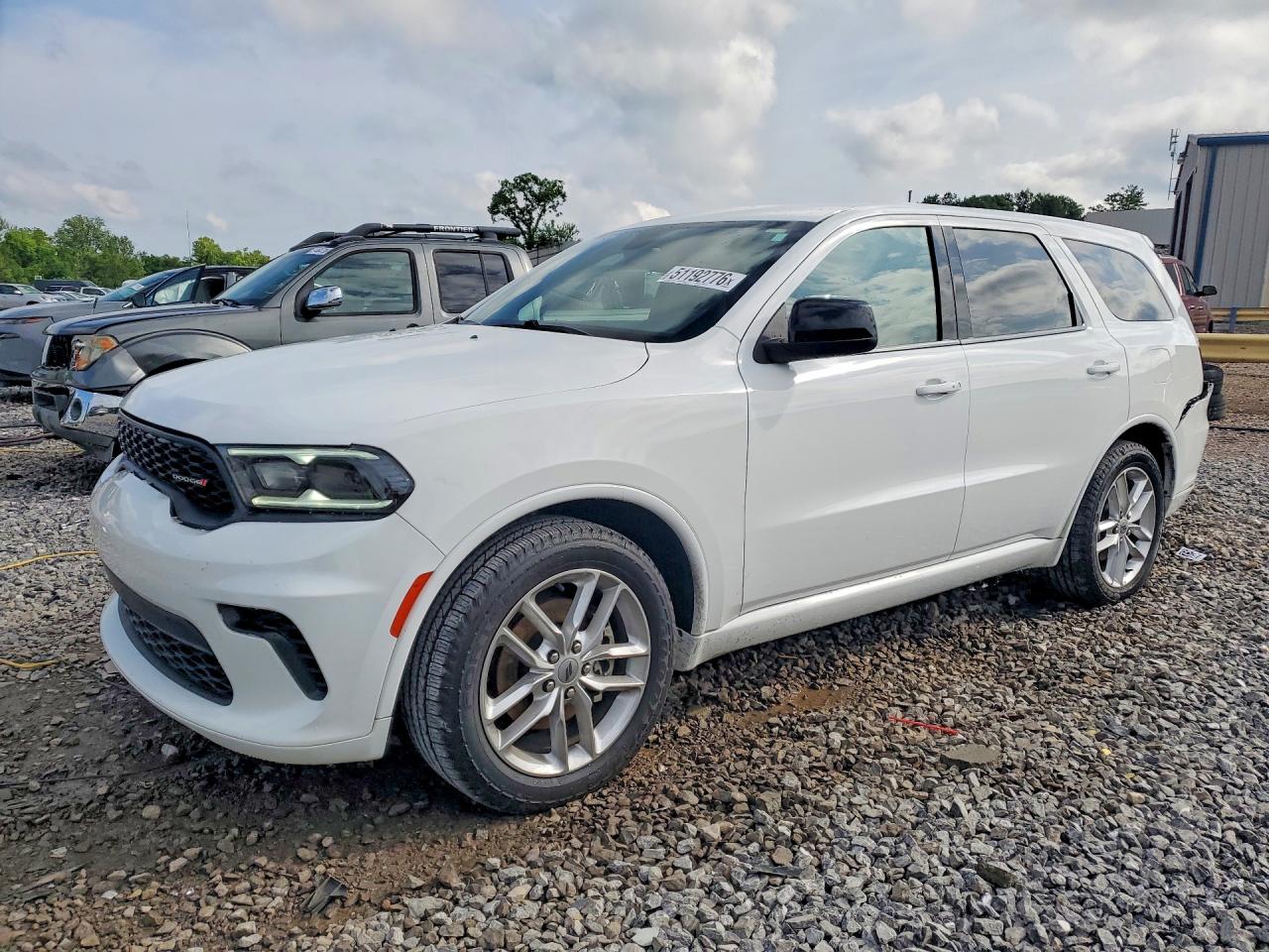 Salvage Dodge Durango Image