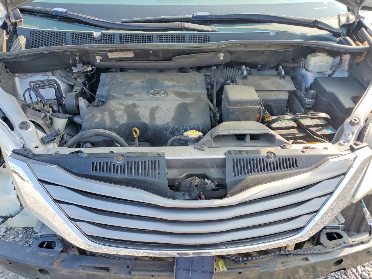 Toyota Sienna Xle 8-passenger