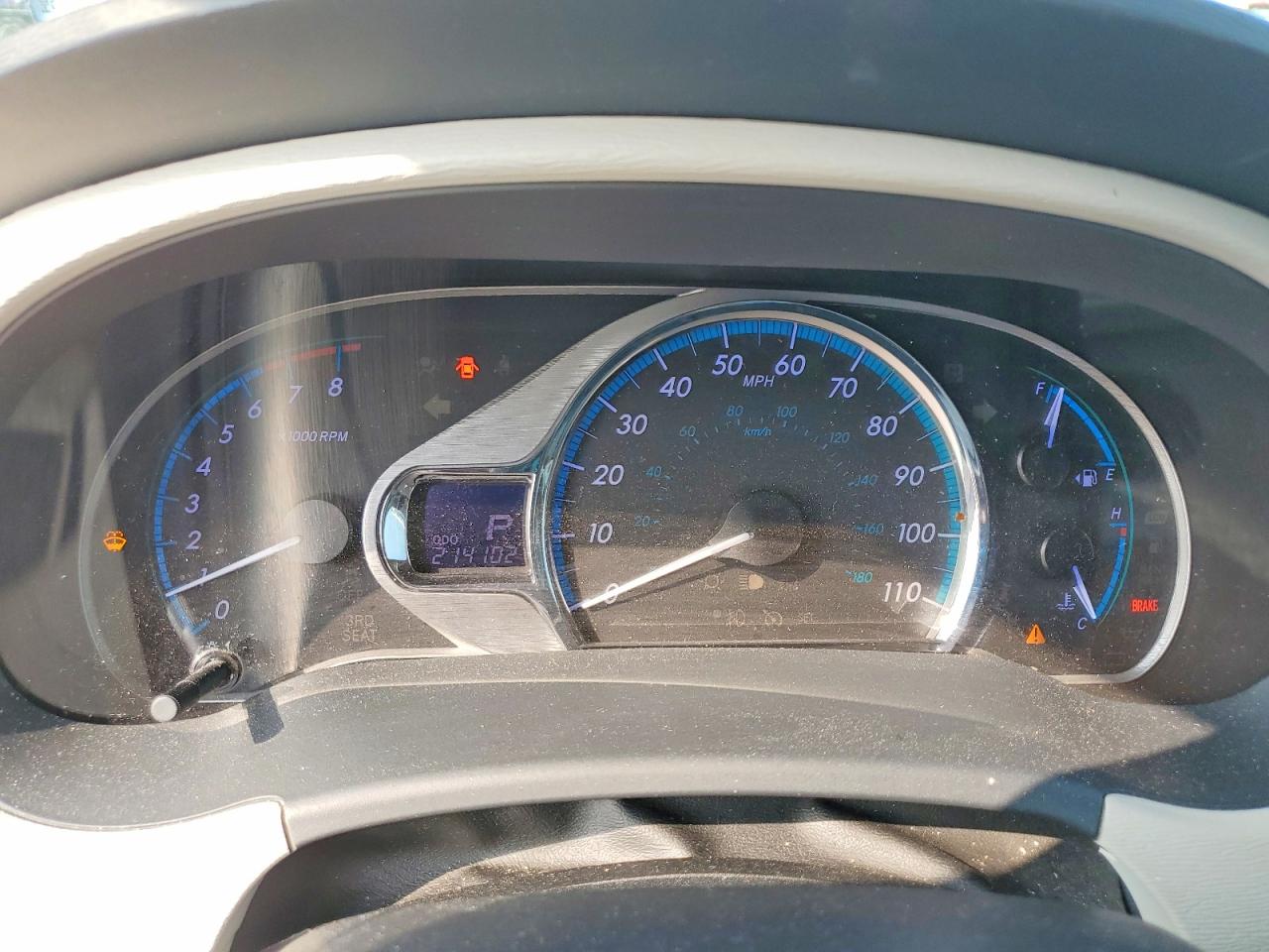 Toyota Sienna Xle 8-passenger