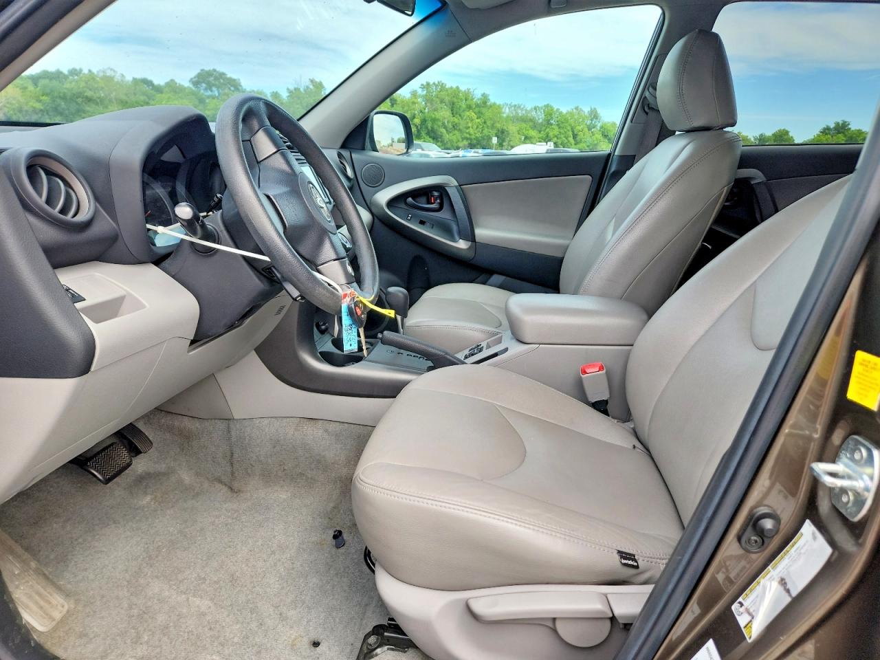 Toyota RAV4 Base