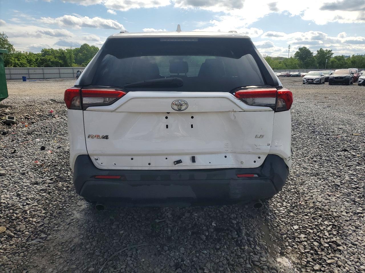 Toyota RAV4 Le
