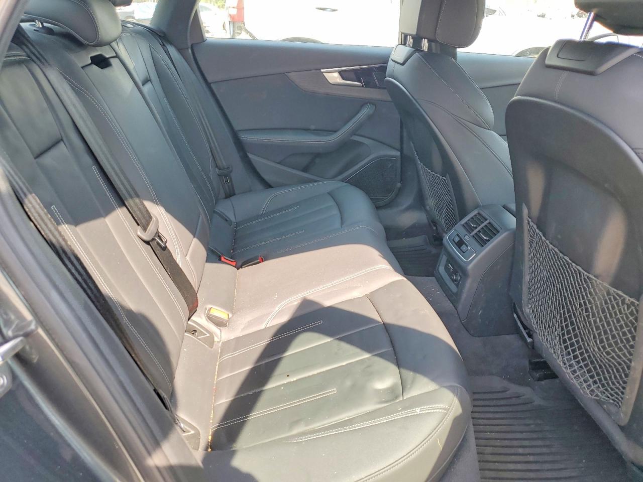 Audi A4 Premium Plus 45