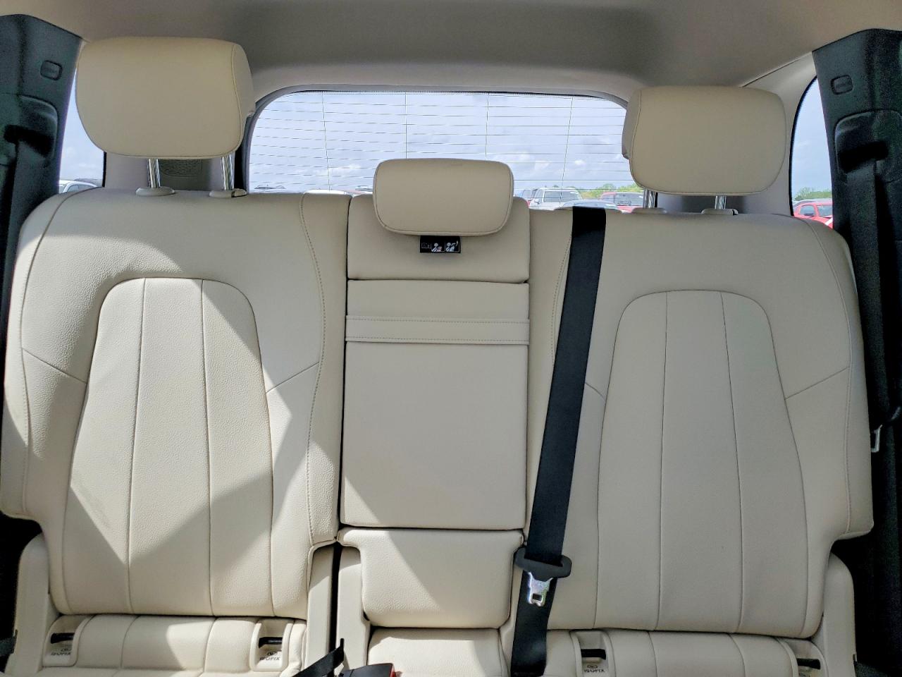 Mercedes-Benz GLB 250
