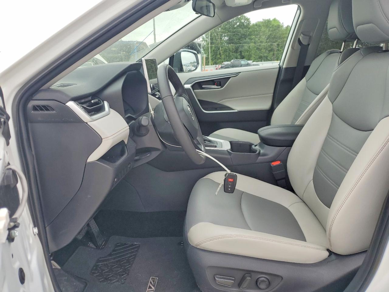 Toyota RAV4 Xle Premium