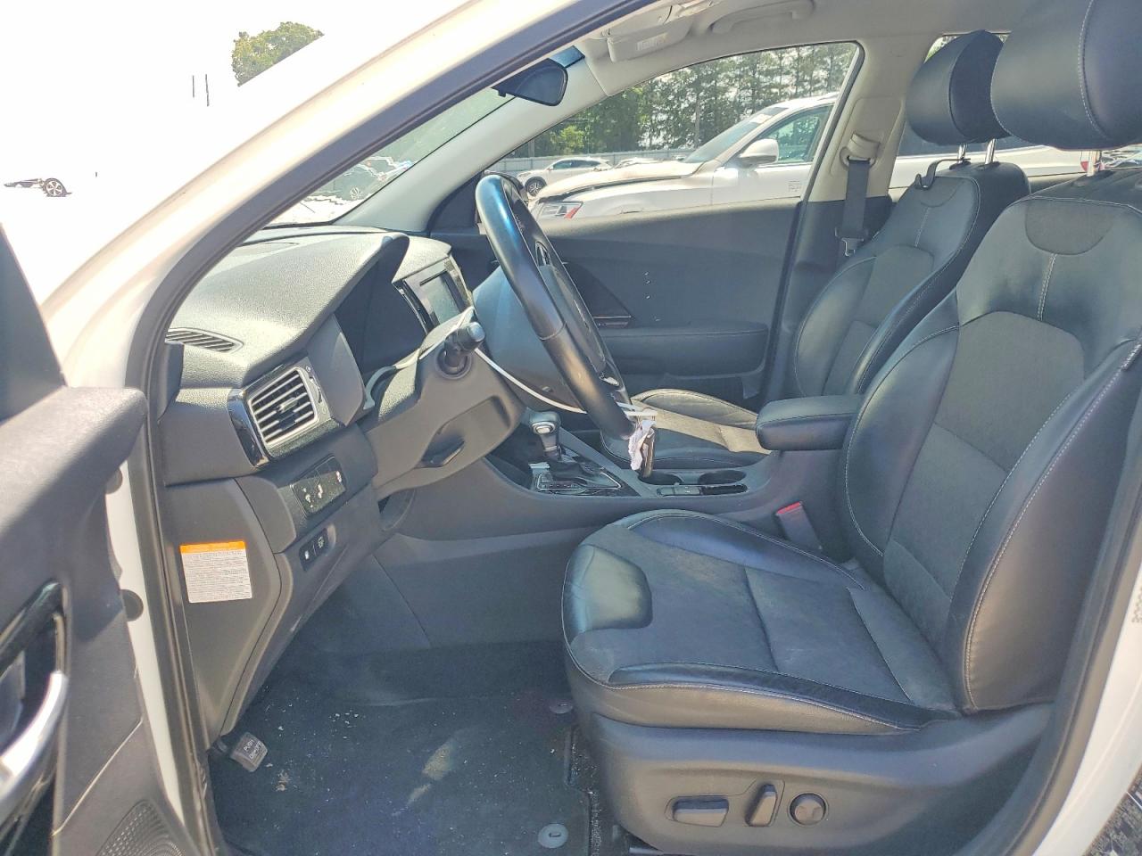 Kia Niro Ex