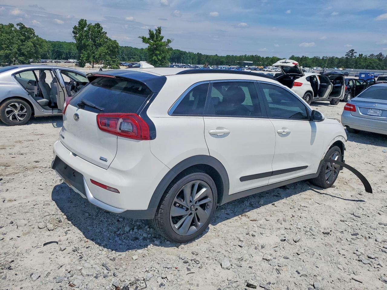 Kia Niro Ex