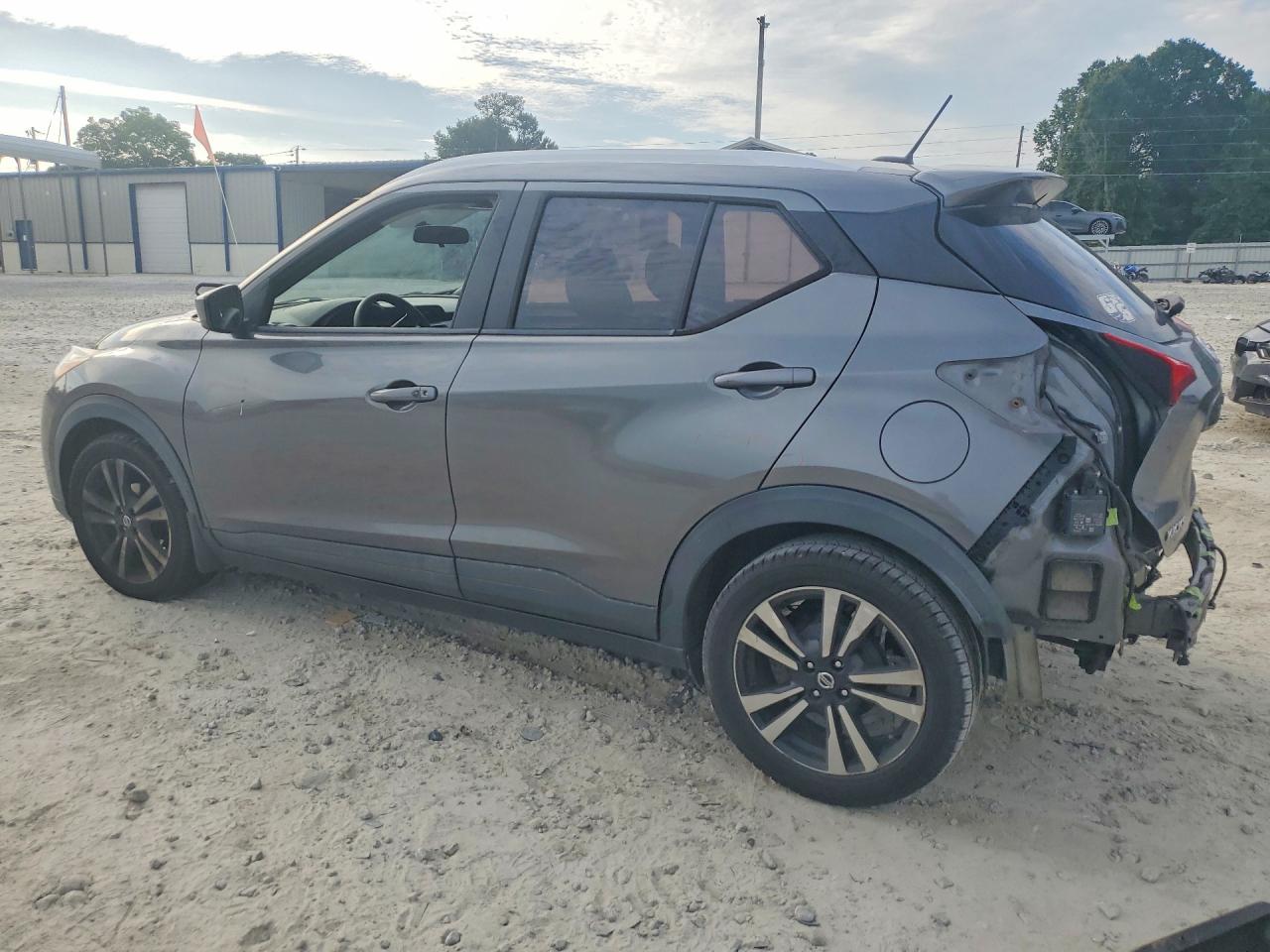 Nissan Kicks Sv