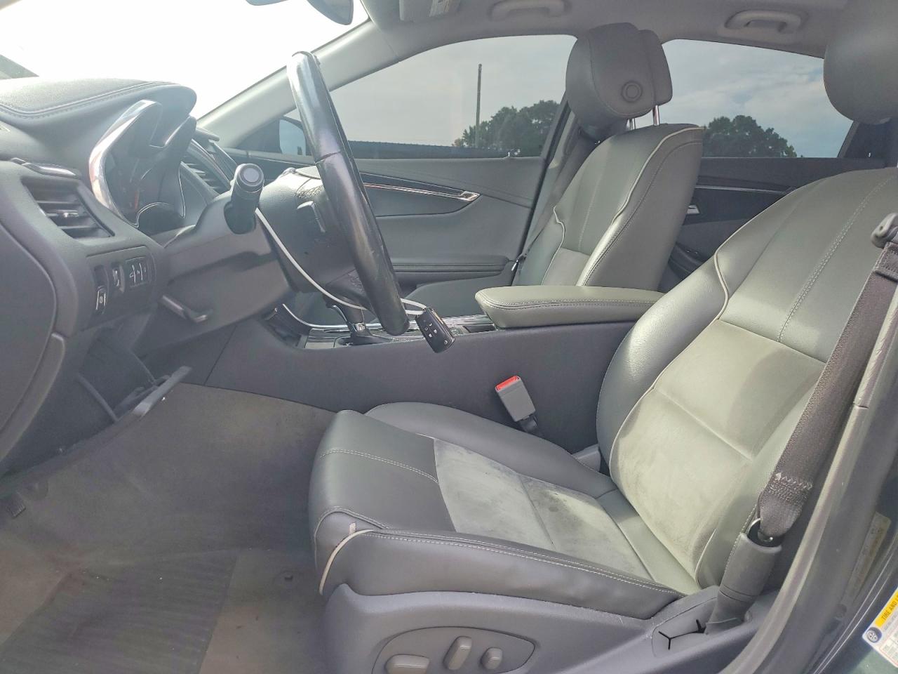 Chevrolet Impala Lt
