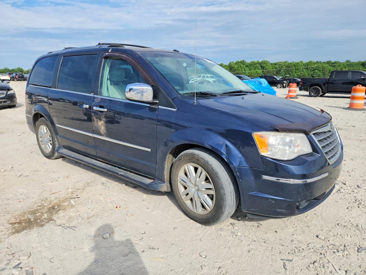 Chrysler Minivan Limited