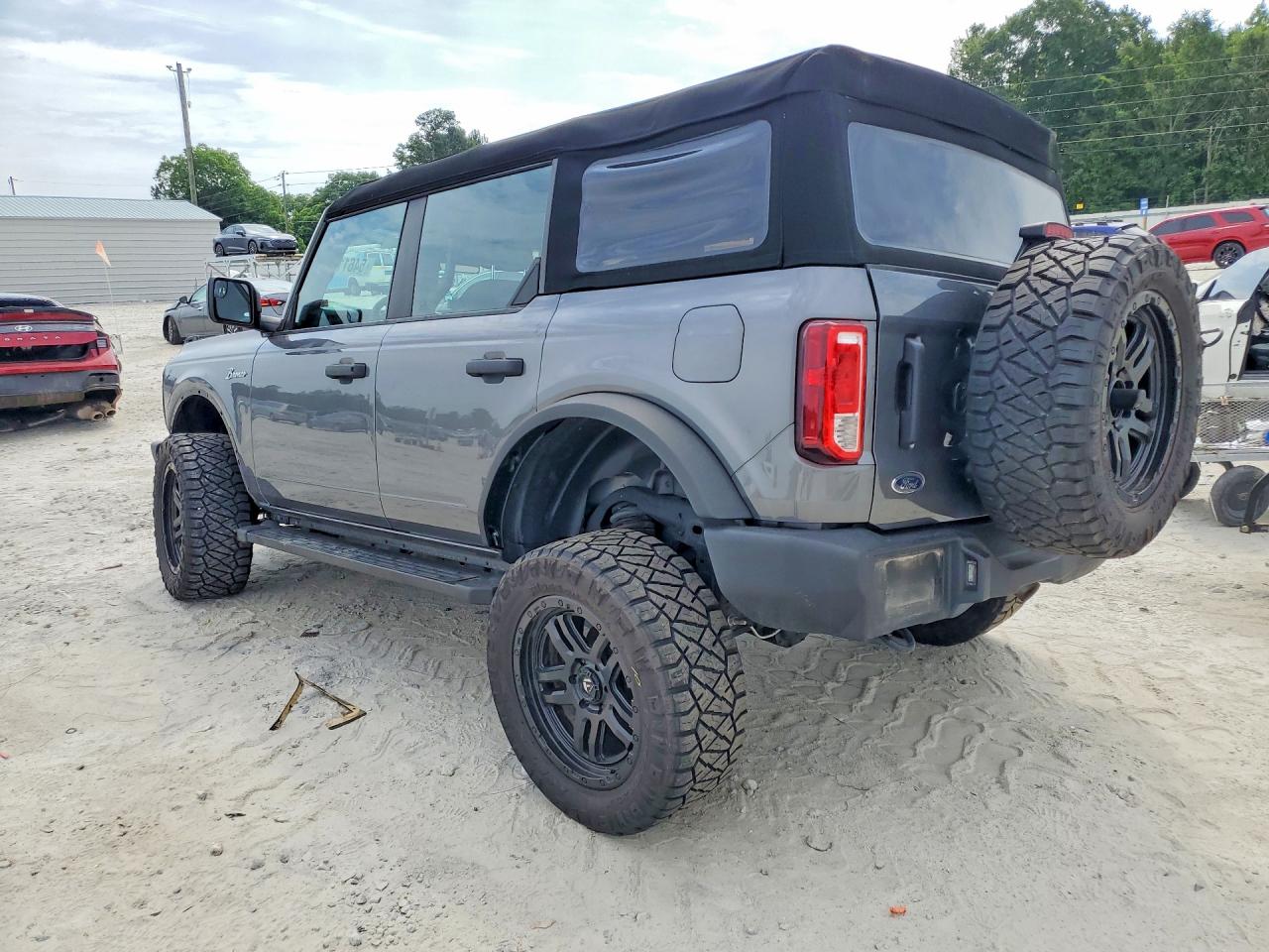 Ford Bronco Base