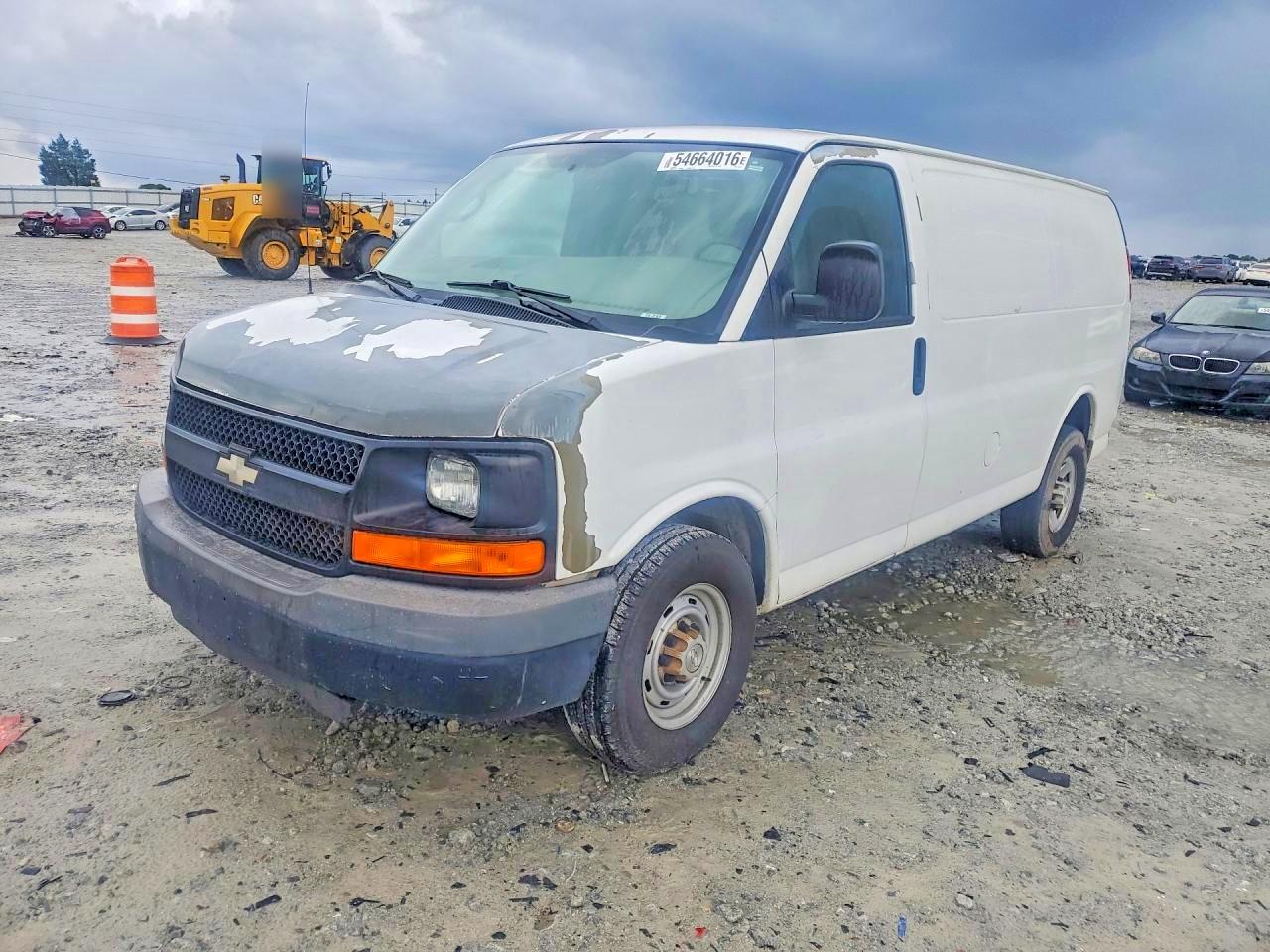Salvage Chevrolet G2500 Van Image
