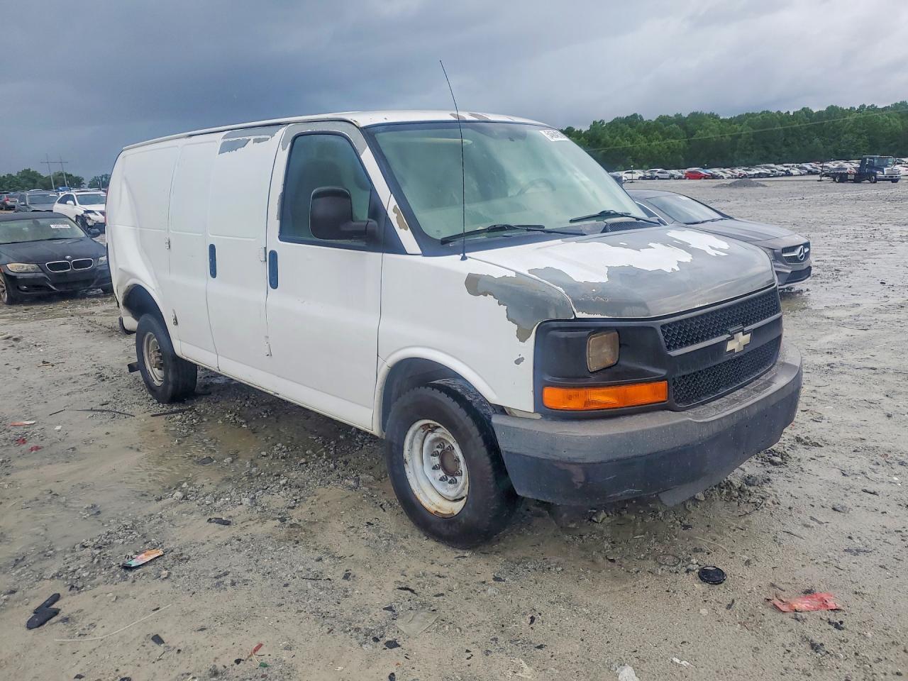 Chevrolet G2500 Van