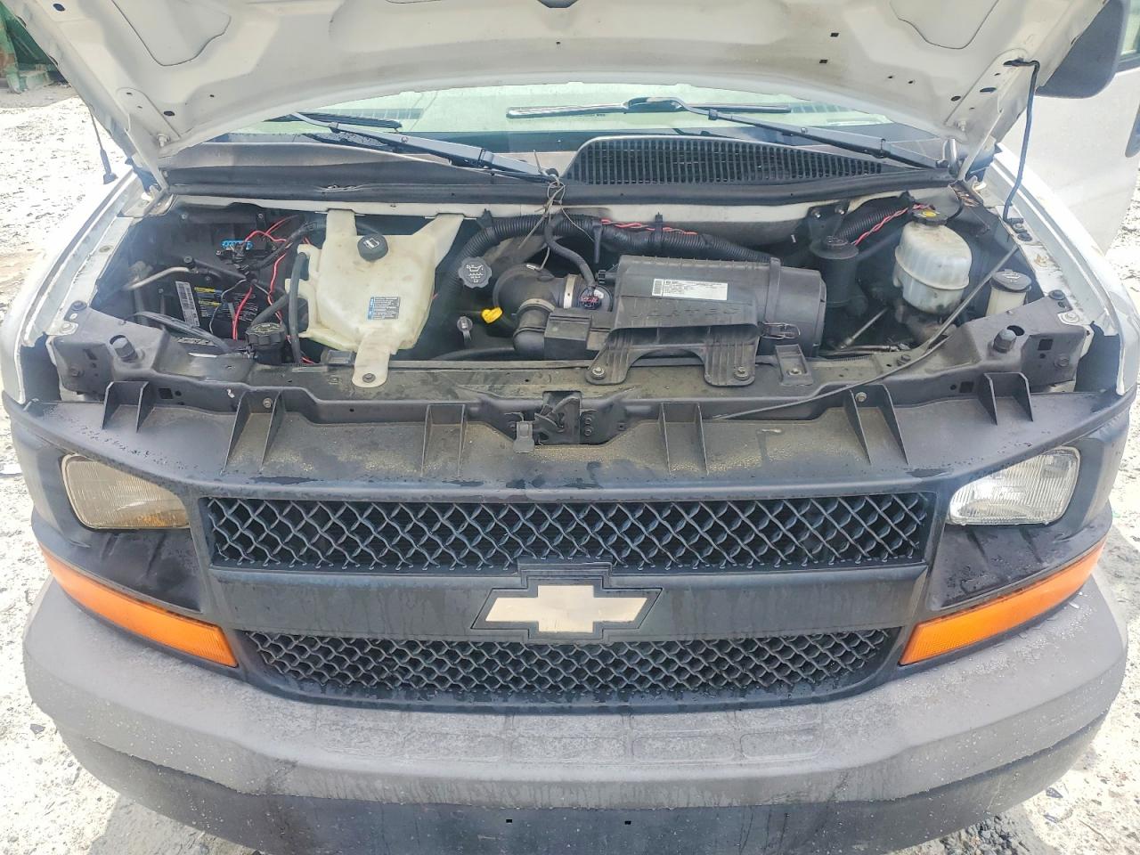 Chevrolet G2500 Van