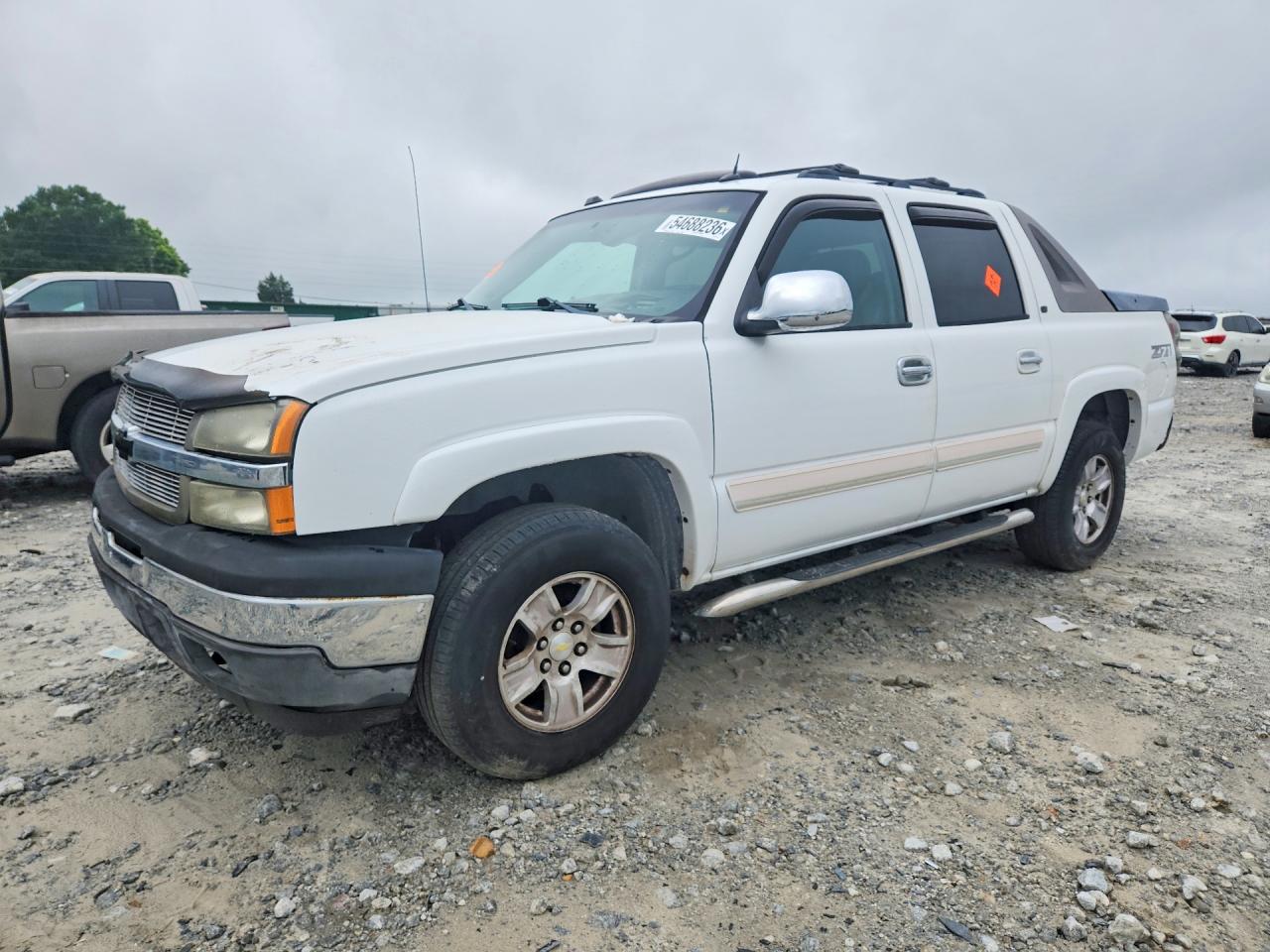 Salvage Chevrolet Avalanche Image