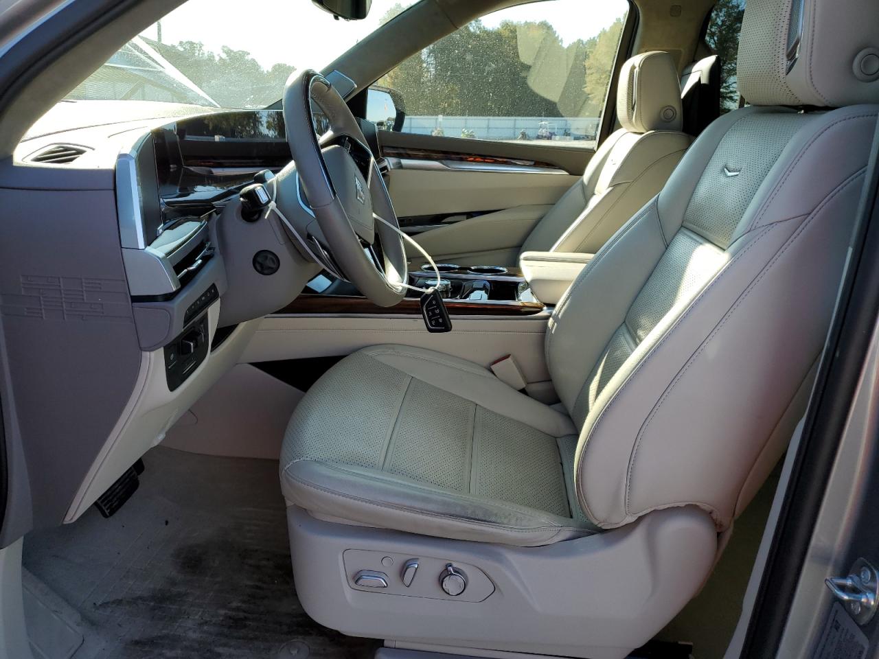 Cadillac Escalade Premium Luxury Platinum