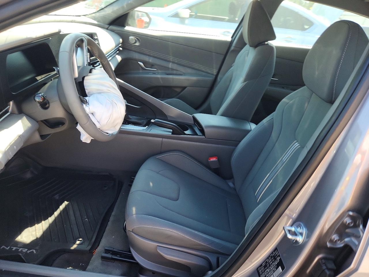 Hyundai ELANTRA Sel Sport