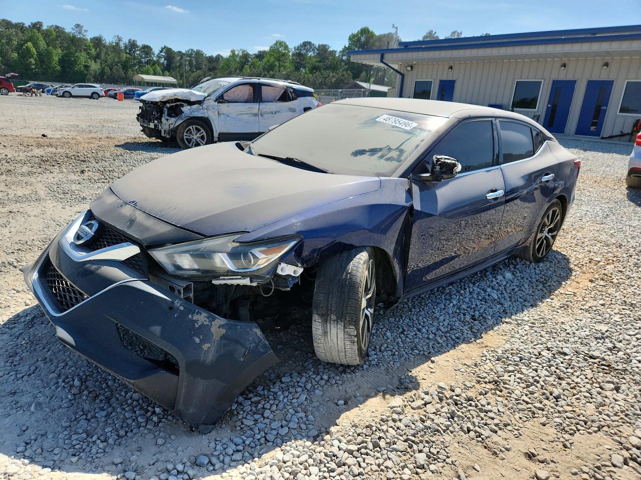 Salvage Nissan Maxima Image