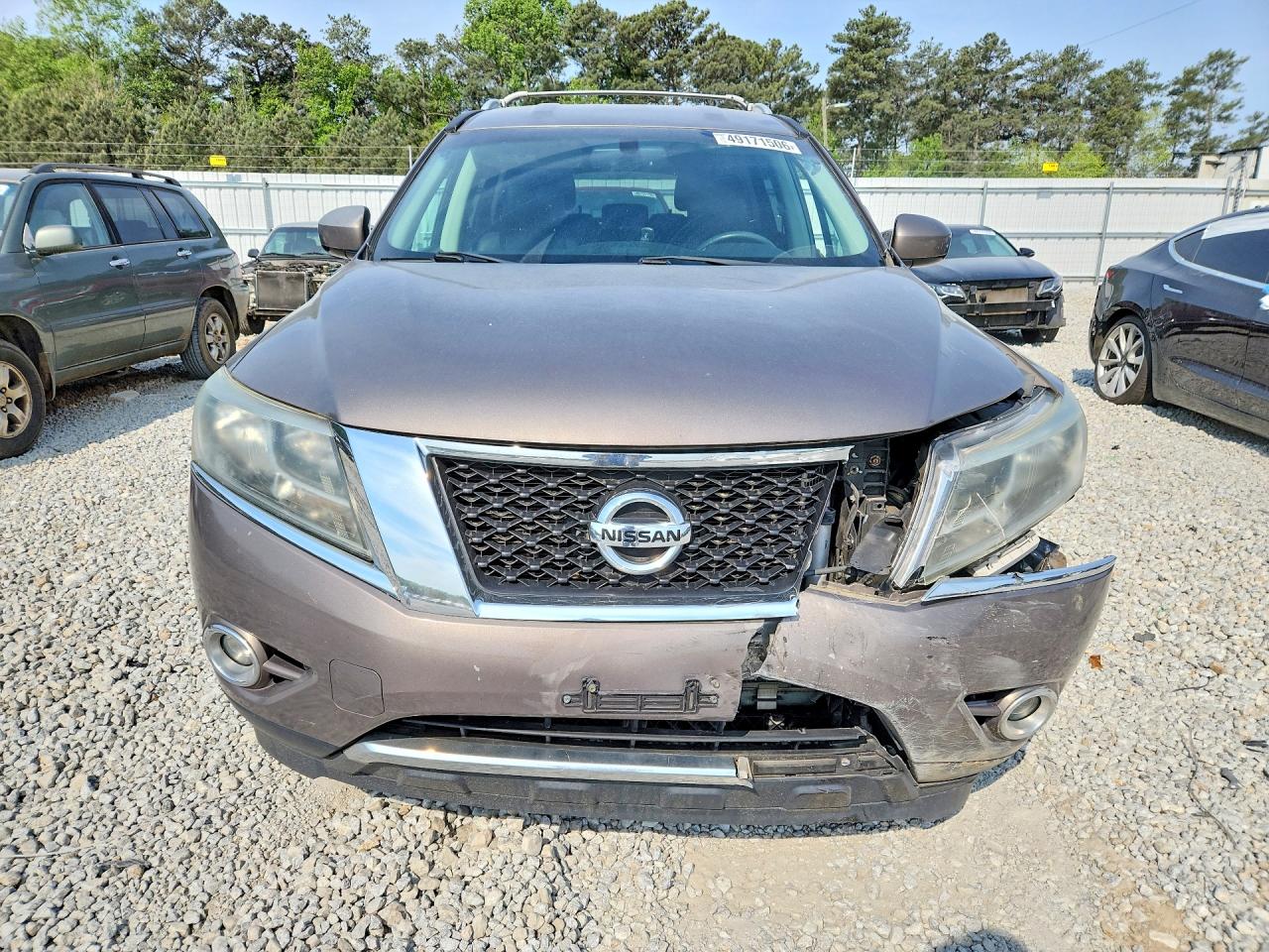 Nissan Pathfinder S