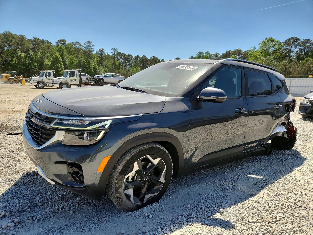 Salvage Kia Seltos Image