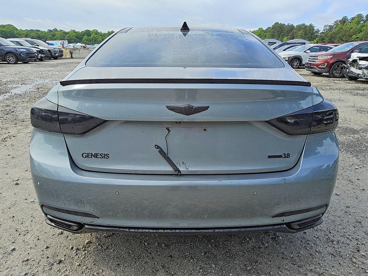 Hyundai Genesis 3.8l