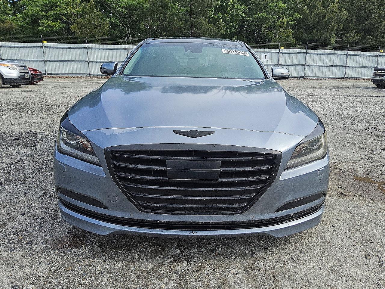 Hyundai Genesis 3.8l
