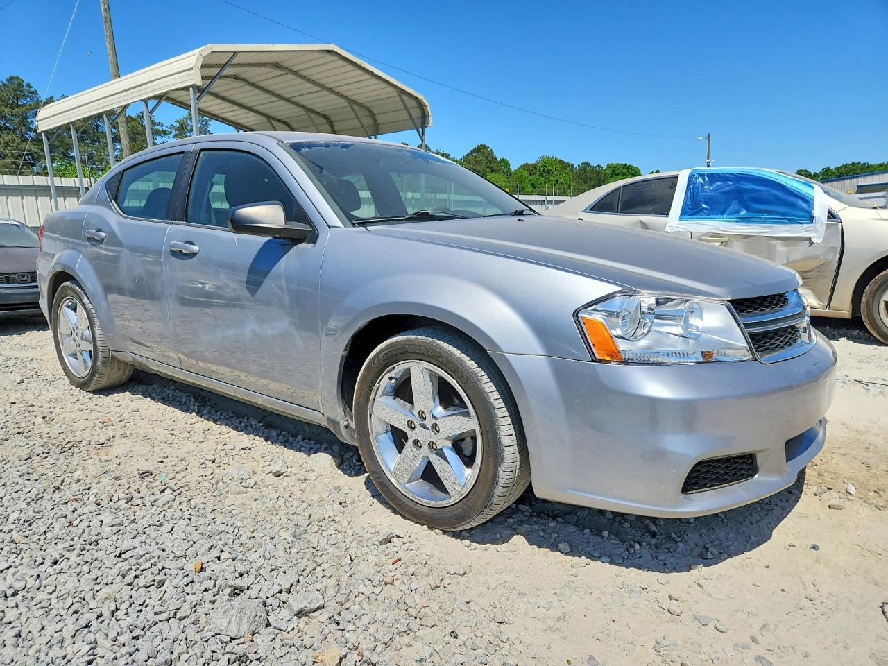 Dodge Avenger Se