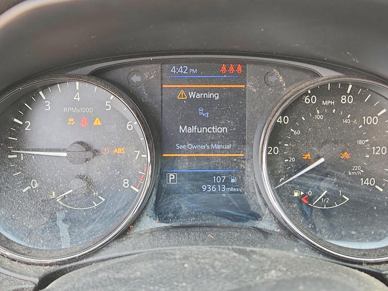 Nissan Rogue S