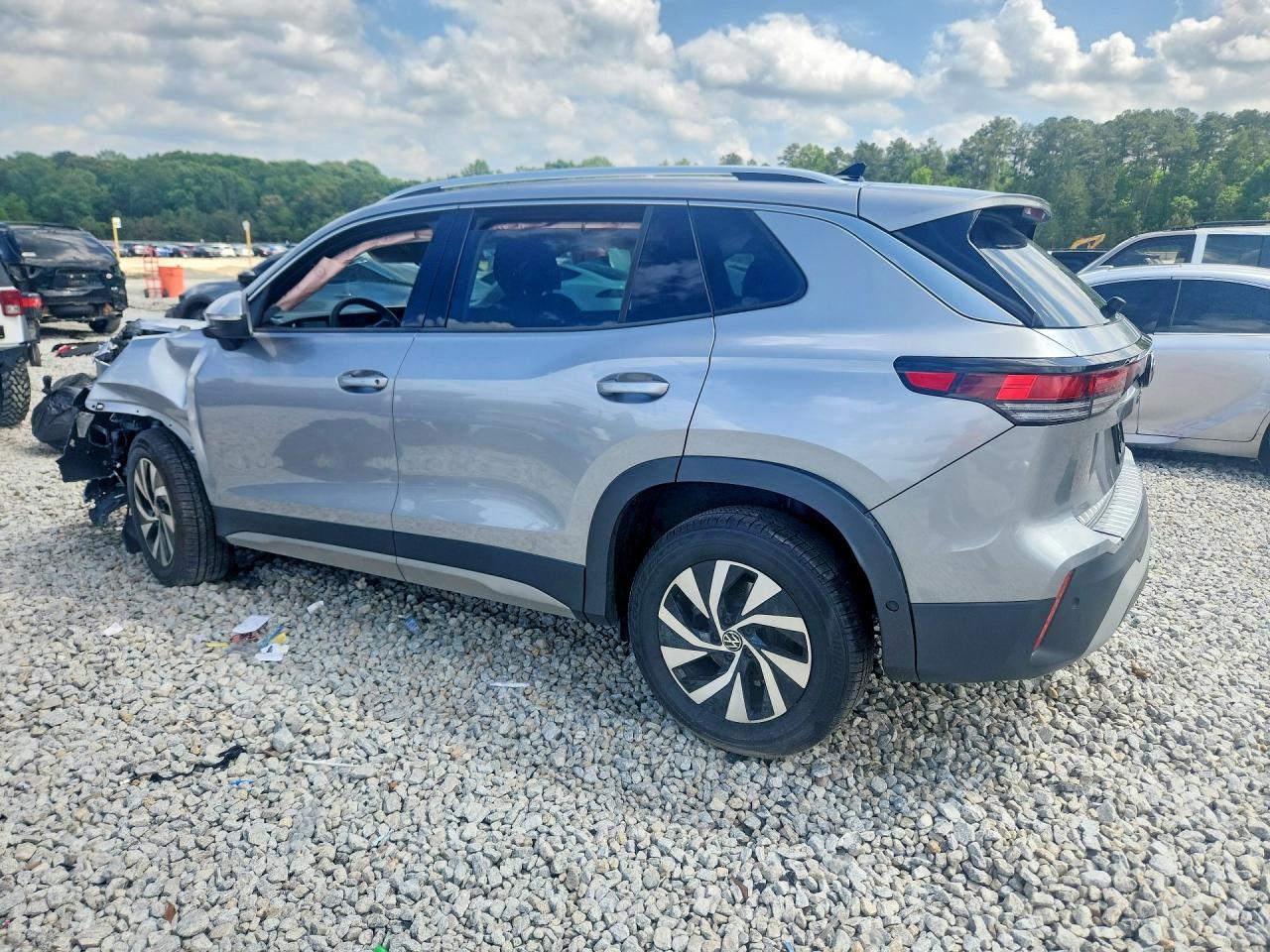 Volkswagen Tiguan S
