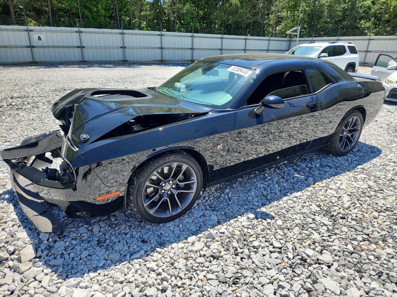 Salvage Dodge Challenger Image
