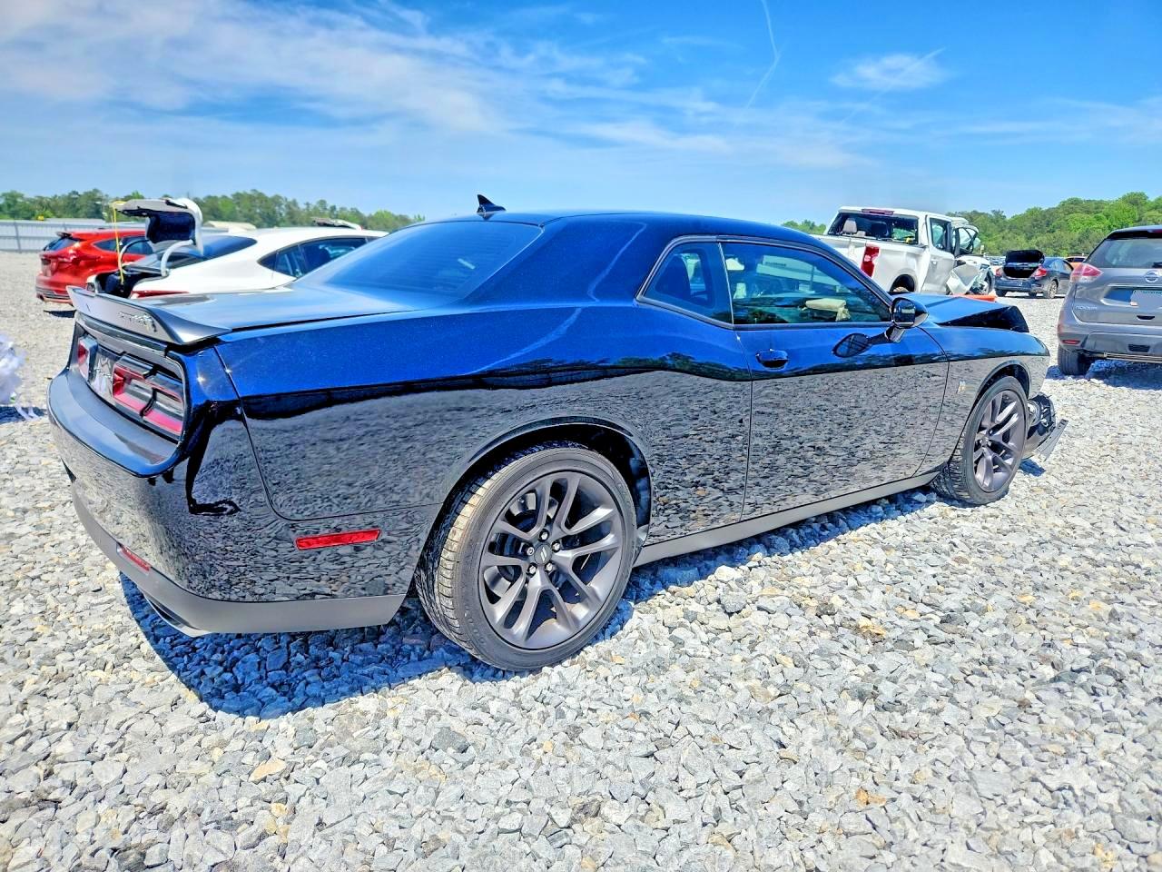Dodge Challenger R