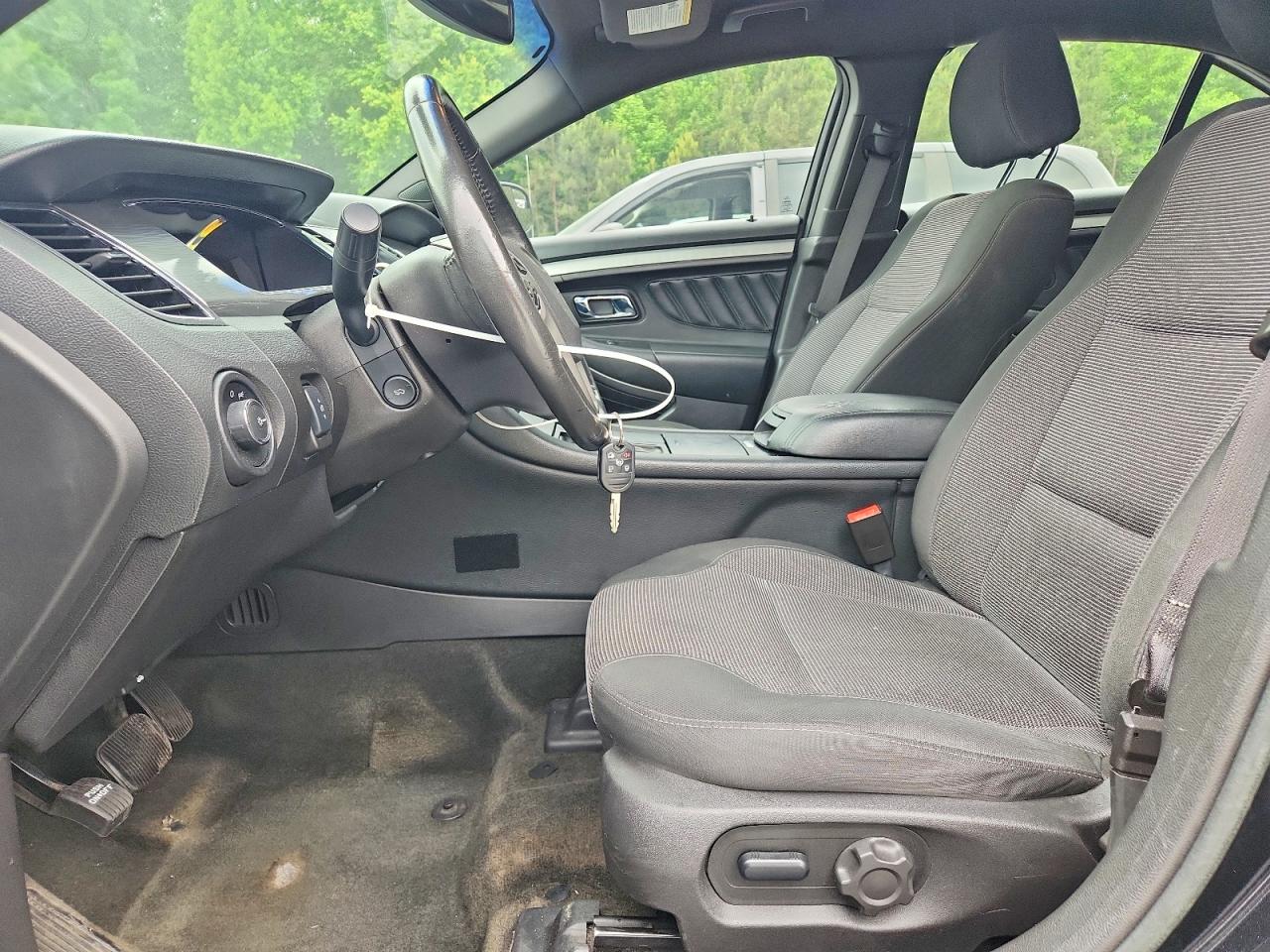 Ford Taurus