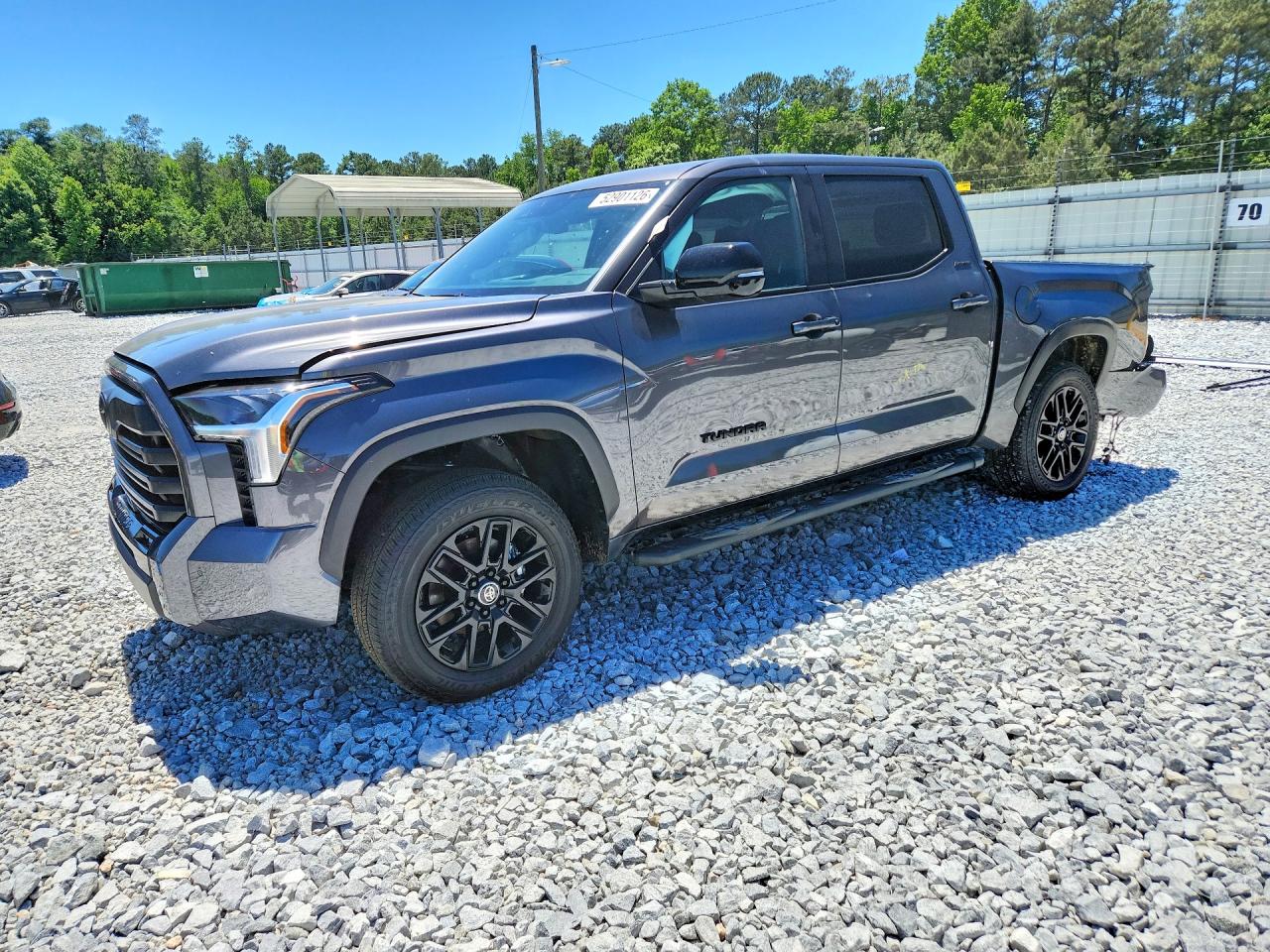Salvage Toyota Tundra Image